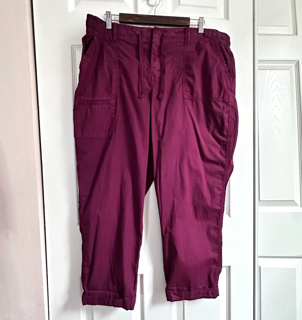 Sonoma Plum Burgundy Utility Comfort Waist Cargo Crop Pants Womens 18